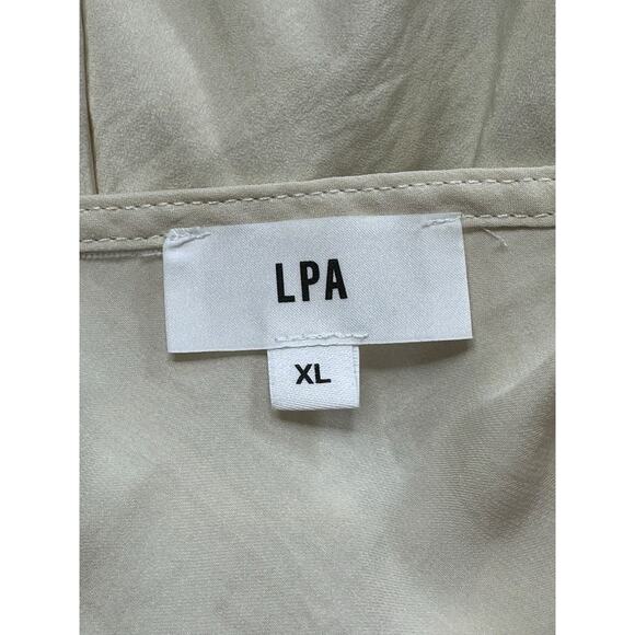 LPA Top Womens XL Ivory Button Up Satiny V-Neck Boxy Neutral Feminine Minimalist - Picture 6 of 9